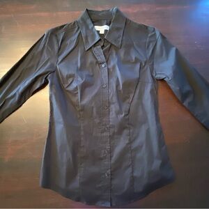 Merona Women’s Black Fitted Button-Up Oxford Shirt, size small